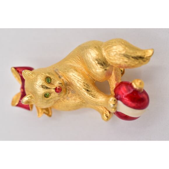 Vero Vintage Christmas Kitten Pin Brooch Cat Brushed Gold Red Bow Signed BinBP - Picture 4 of 12
